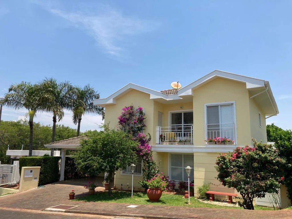 Casa com 4 suítes em Condomínio Fechado, aceita financiamento e FGTS. - AXM IMOBILIÁRIA